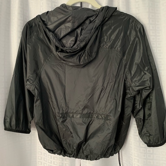 NIKE RUNNING 3/4 SLEEVE JACKET - Picture 3 of 5